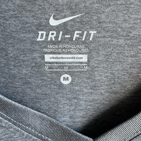 Nike Womens Shirt Medium Grey Short Sleeve V Neck Dri-Fit Running Gym Lift - Picture 3 of 7